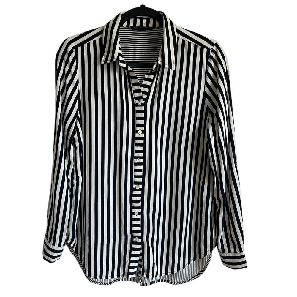 Jane + Delancey Button Up Blouse Sz M Striped Split Back Black Cream Preppy